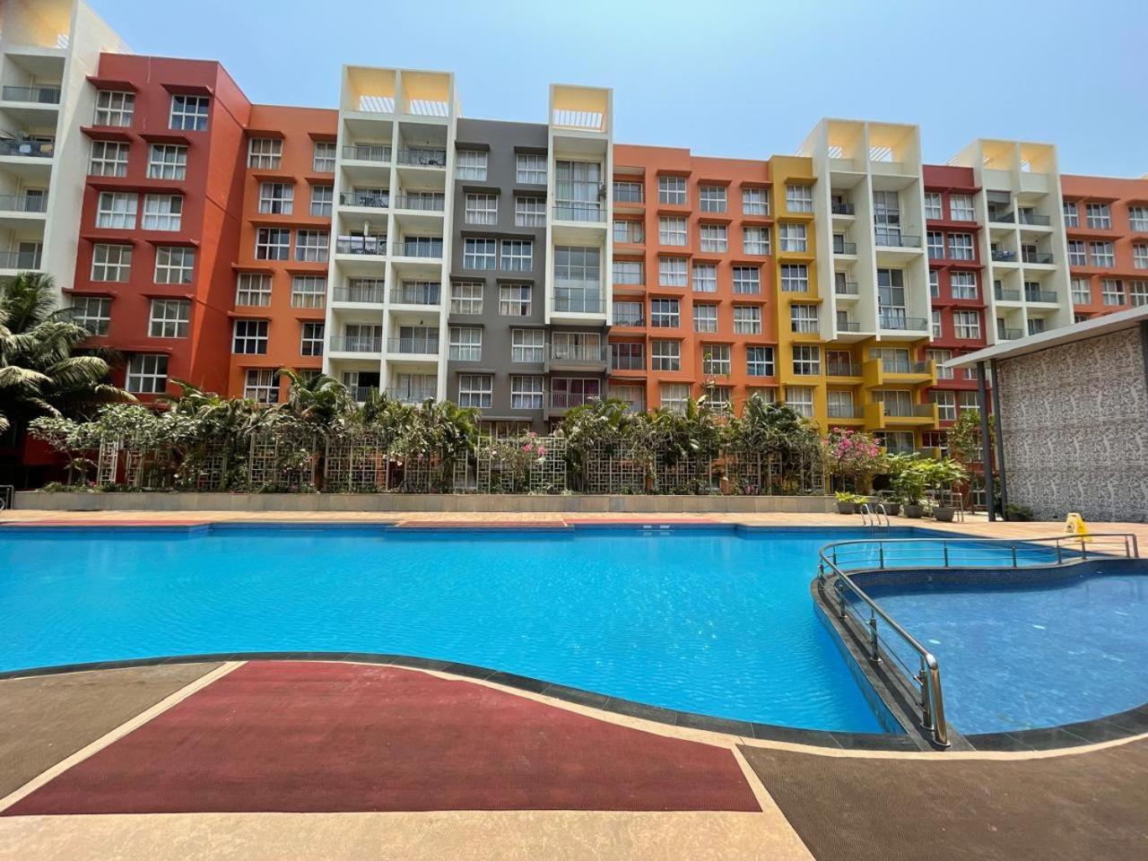 Good Stay 2Bhk Pool Apartment 10 Mins From Dabolim Airport Goa 102 Consua Exterior photo