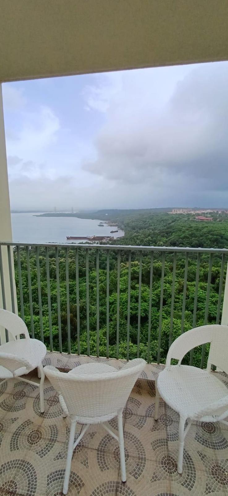 Good Stay 2Bhk Pool Apartment 10 Mins From Dabolim Airport Goa 102 Consua Exterior photo